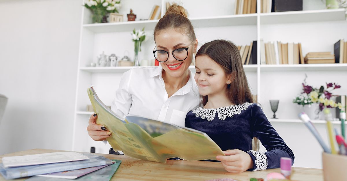Effective Strategies for Collecting Tutor Reviews from Friends