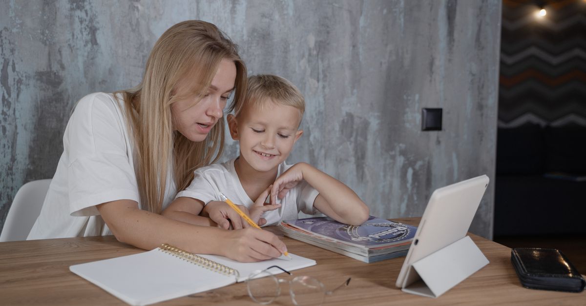 How to Choose the Best Online Tutoring Platform for Your Child