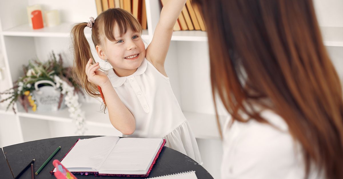 The Role of Academic Advisors in Tutoring Recommendations